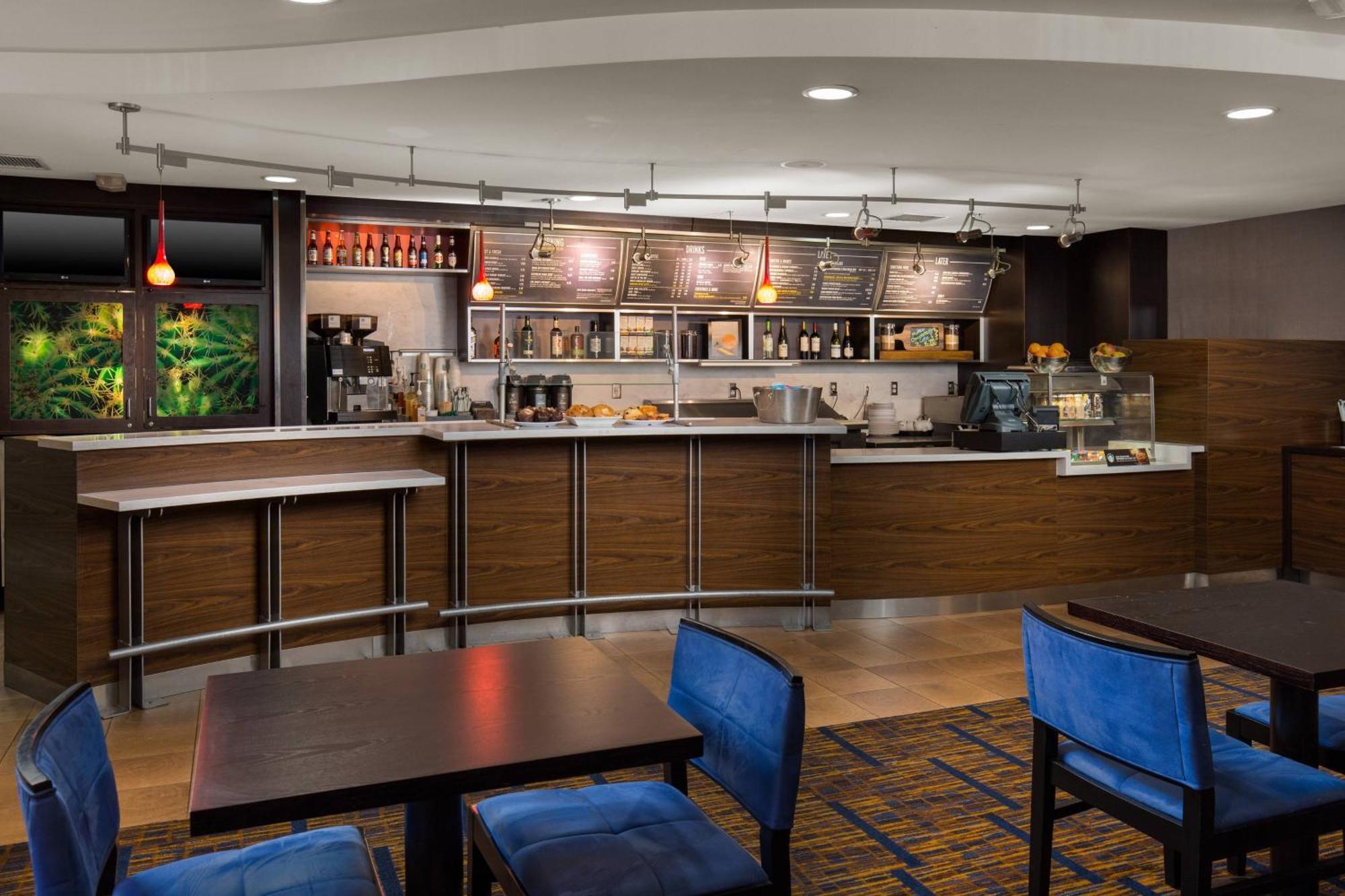 Courtyard By Marriott Ontario Rancho Cucamonga Hotel Kültér fotó