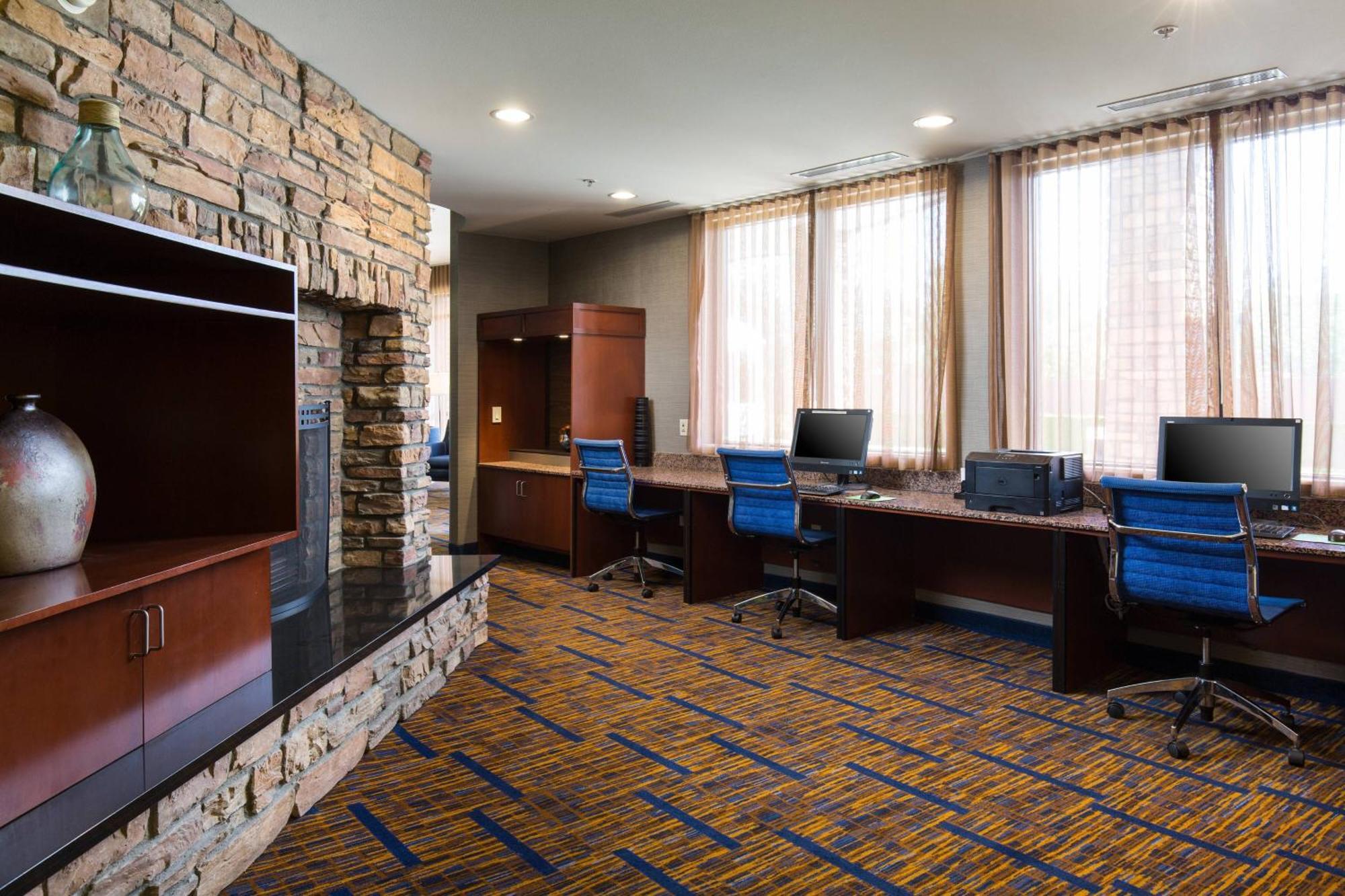 Courtyard By Marriott Ontario Rancho Cucamonga Hotel Kültér fotó