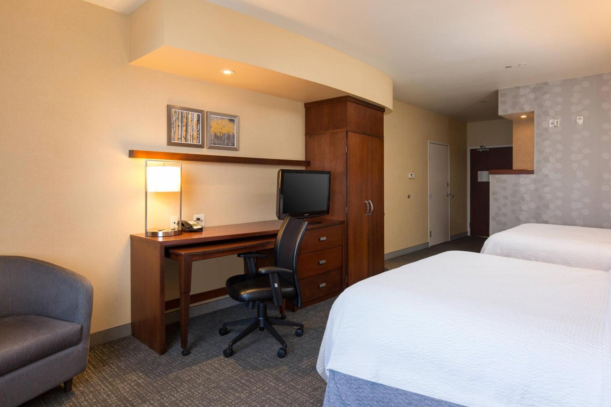 Courtyard By Marriott Ontario Rancho Cucamonga Hotel Kültér fotó