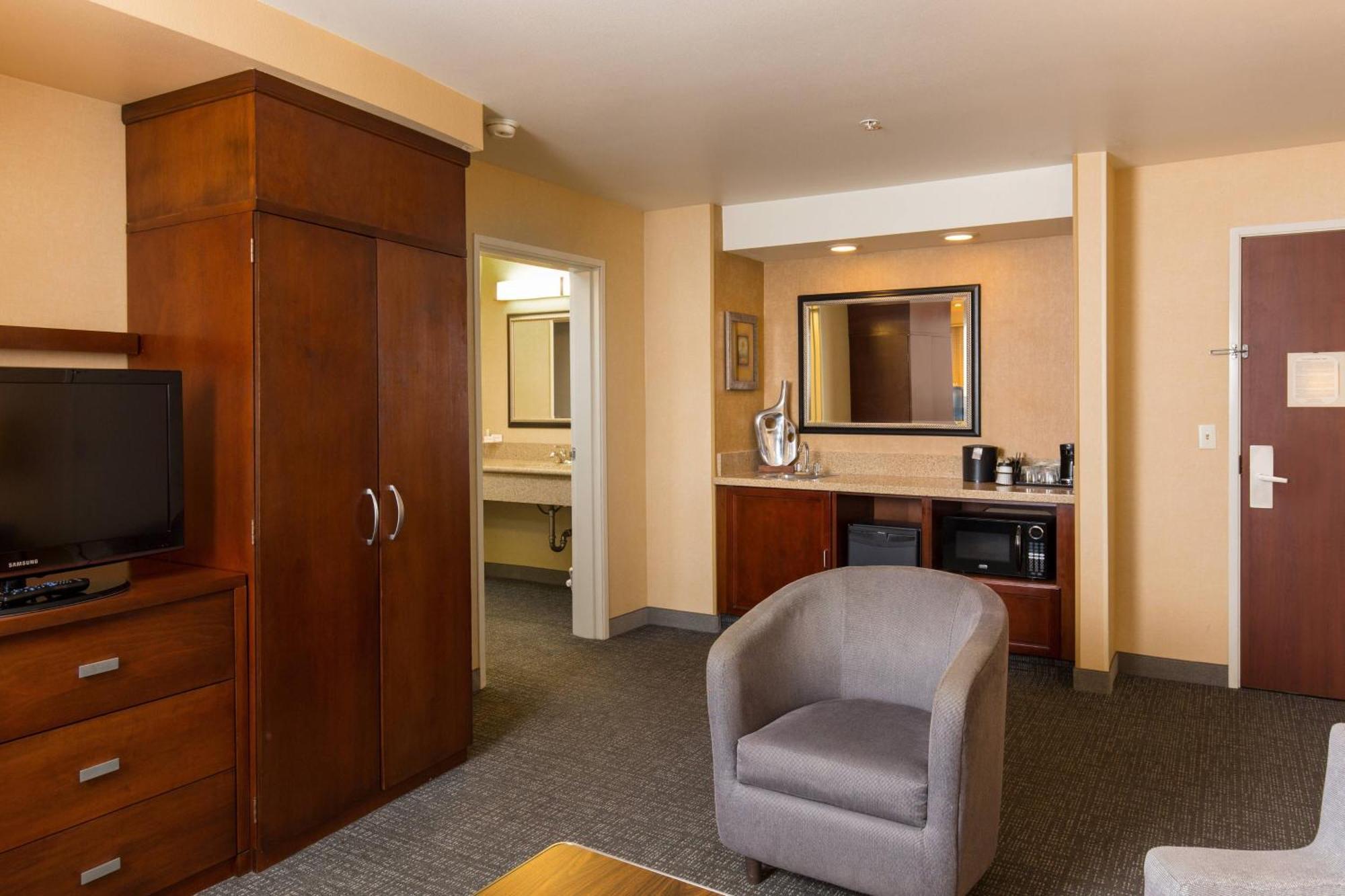 Courtyard By Marriott Ontario Rancho Cucamonga Hotel Kültér fotó